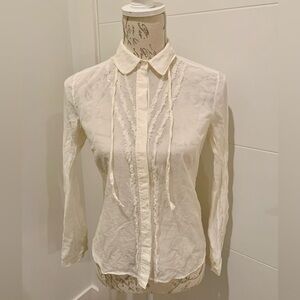 Club Monaco Cream Fitted Button Down Shirt with Peter Pan Collar